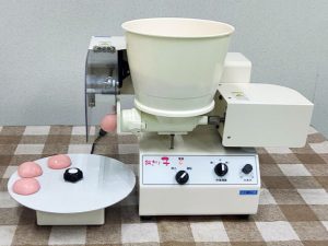 餅きり子
